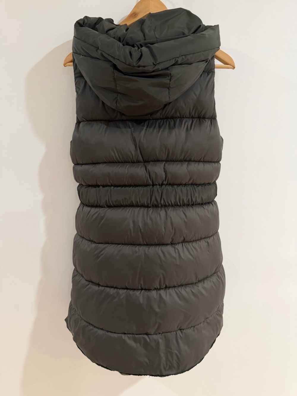 Sam Edelman Hooded Long Puffer Vest Dark Olive Green Small Adjustable Waist - S - Picture 5 of 16